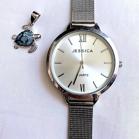 Analog Watch with Free Pendant - Picture 3 of 3